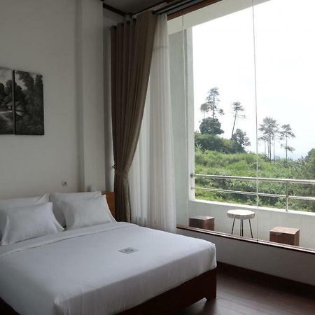 Hotel Pondokan Tjiburial Cimenyan Εξωτερικό φωτογραφία