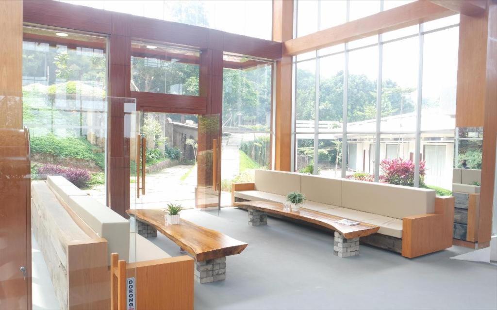 Hotel Pondokan Tjiburial Cimenyan Εξωτερικό φωτογραφία